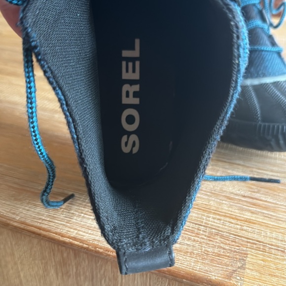 Sorel Out N About Booties size 9 waterproof ankle boots - Picture 12 of 13